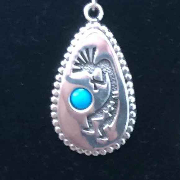 $62Navajo Running Bear Native American Estate EarringsSterling SilverRB 92